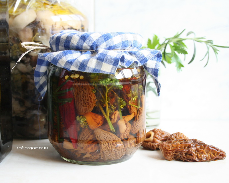 <!--:hu-->Gombasavanyúság  –  készítette Csigó János mesterszakács<!--:-->