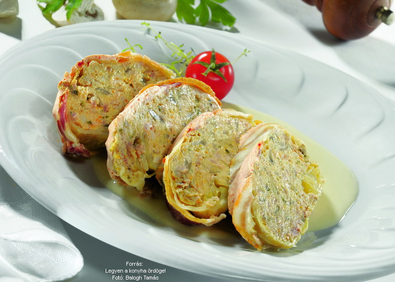 <!--:hu-->Gombás húsos káposztástekercs<!--:-->