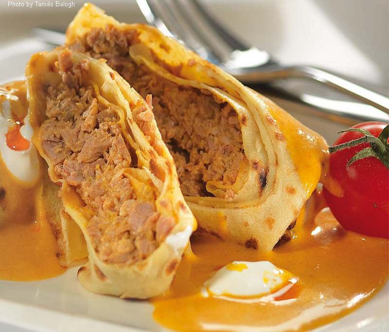 <!--:it-->Crèpe di carne alla Hortobágy – (hortobágyi húsos palacsinta)<!--:-->