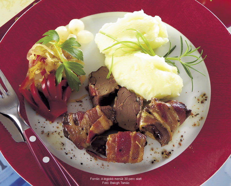 <!--:hu-->Húsos szalonnában sült pecsenyeliba- vagy pulykamáj burgonyapürével<!--:-->