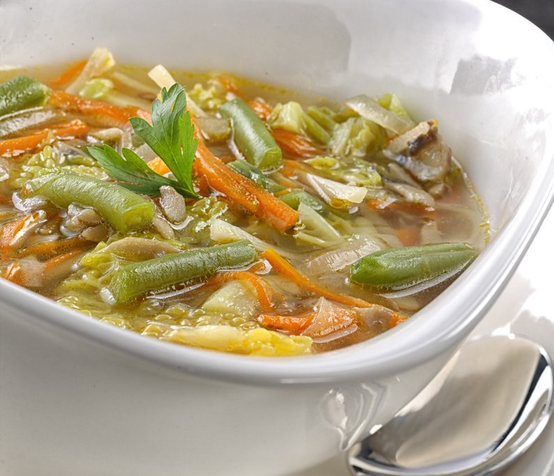 <!--:hu--> Julienne-leves – készült az OnLive© főzőiskola 10. adásában<!--:-->