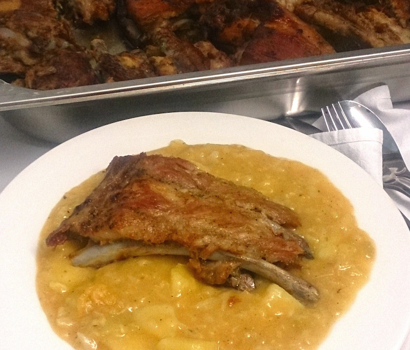 <!--:hu-->Kelkáposzta-főzelék sült oldalassal<!--:-->