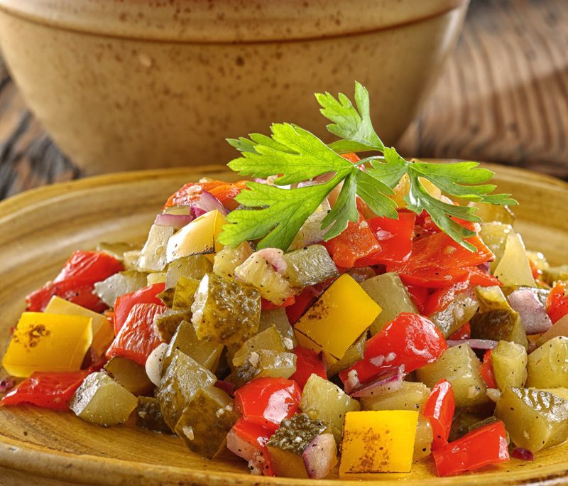 <!--:hu-->Kovászosuborka-saláta<!--:-->