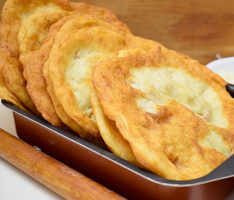 <!--:hu-->Lángos (alaprecept)- készült az OnLive© főzőiskolában<!--:-->