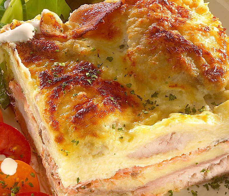 <!--:hu-->Karácsonyi rakott harcsa ( füstölt lazaccal, sajttal, tejföllel, szalonnakéregben)<!--:-->