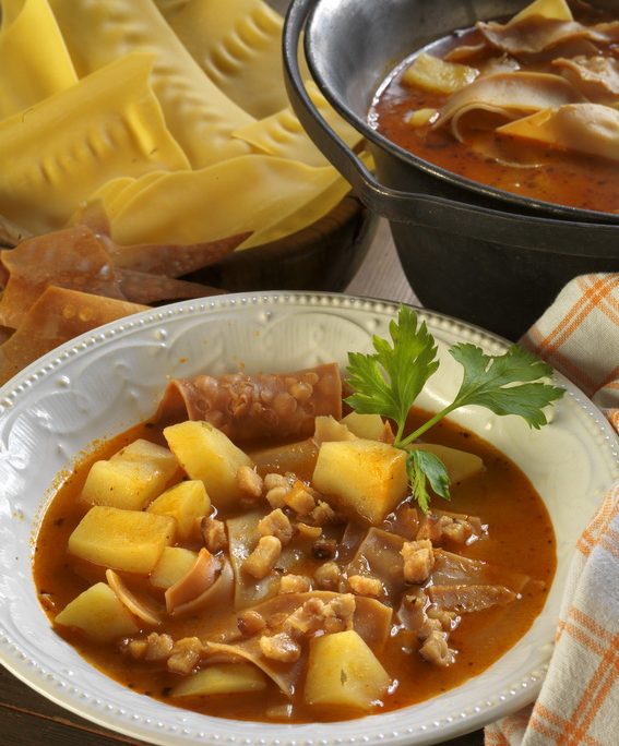 <!--:it-->Brodo con pasta all’uovo – (lebbencsleves)<!--:-->