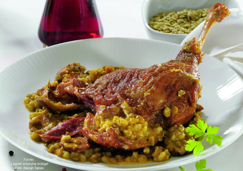 <!--:hu-->Lencsesólet háromféle hússal<!--:-->