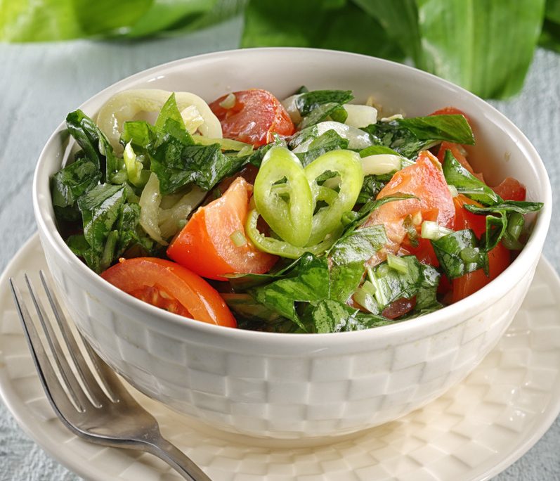 <!--:hu-->Medvehagyma saláta <!--:-->