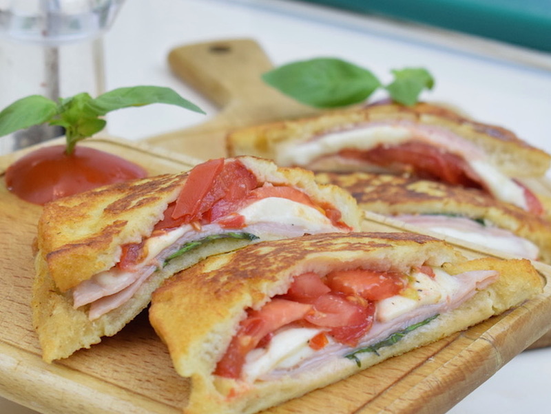 <!--:hu-->Mozzarellás sült szendvics (Mozzarella in Carozza) – készült az OnLive© főzőiskolában<!--:-->