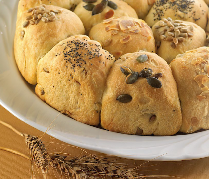 <!--:hu-->Napkenyér (zsemlekoszorú) <!--:-->