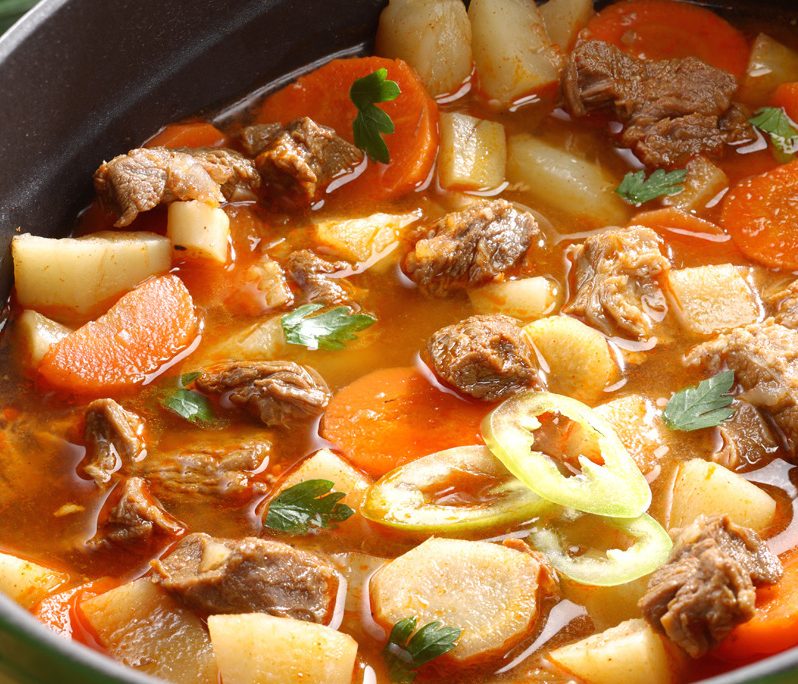 <!--:hu-->Paleo bográcsgulyás avagy Csicsókás bográcsgulyás<!--:-->
