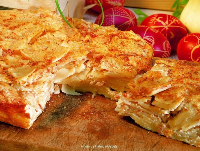 <!--:es--> Pasta con jamón – (Sonkás kocka)<!--:-->