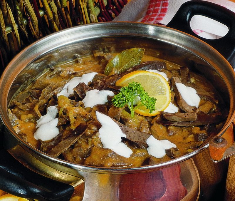 <!--:es-->Pulmón de cerdo en ragú – (Szalontüdő) <!--:-->