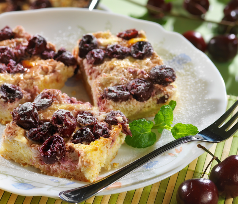 <!--:hu-->Szórt túrós, meggyes  (lusta asszony rétese)<!--:-->