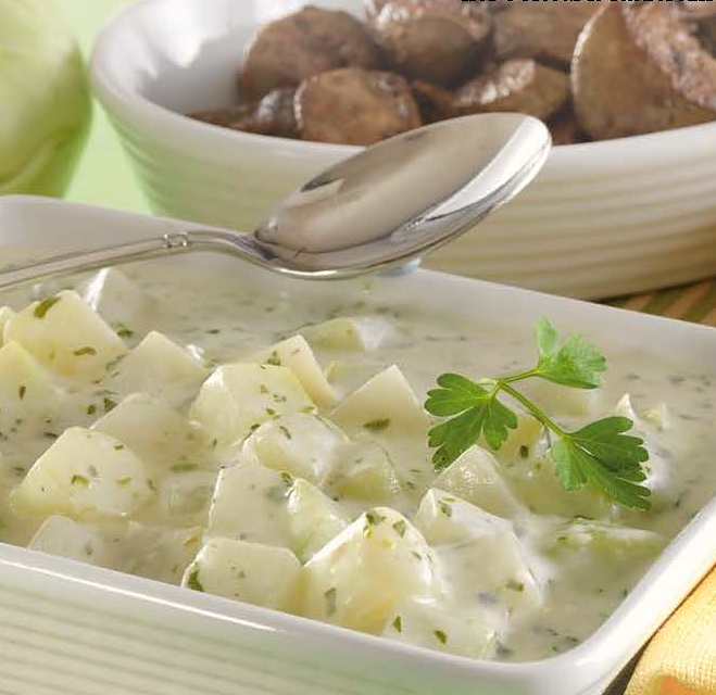 <!--:hu-->Tejfölös karalábéfőzelék sült csirkemájjal<!--:-->