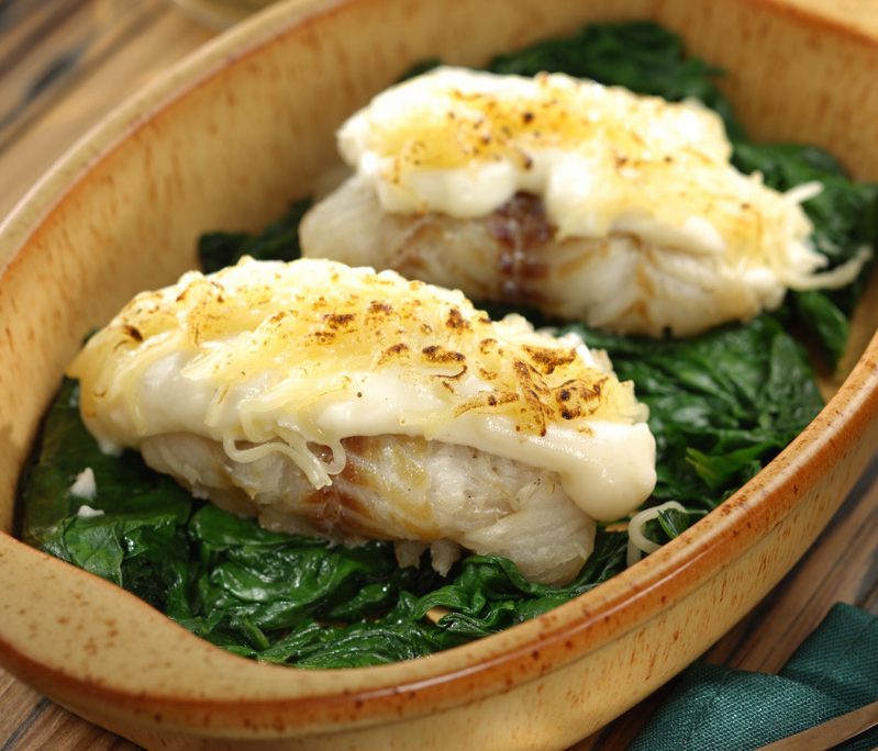 <!--:hu-->Tőkehalfilé florentin módra<!--:-->