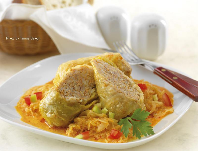 <!--:it-->Cavolo farcito – (töltött káposzta)<!--:-->