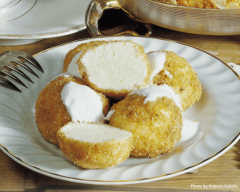 <!--:es-->Albóndigas de requesón – (Túrógombóc) <!--:-->